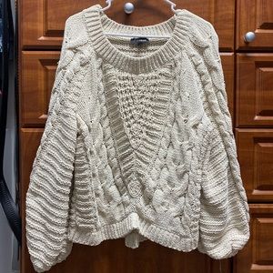 Cream Express chunky, bell sleeve sweater
